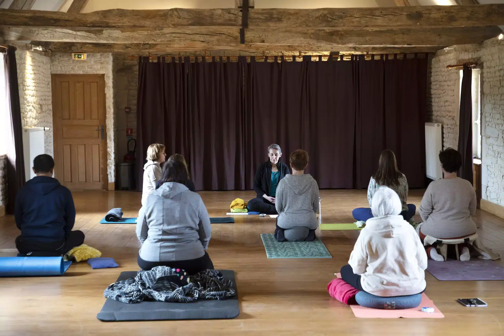 Méditation et stress-rejoindre un groupe